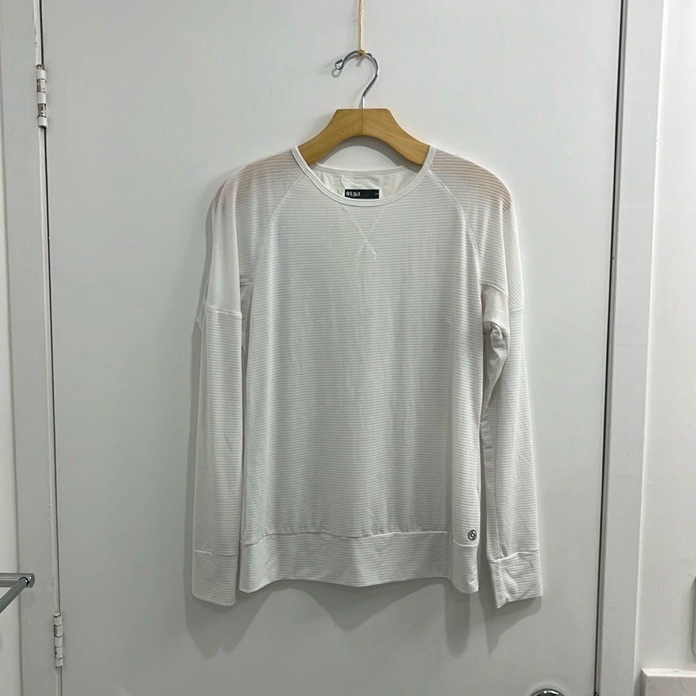 Gorgeous Lija White long sleeve shirt size large never worn